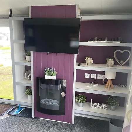 District Modern Static Caravan *